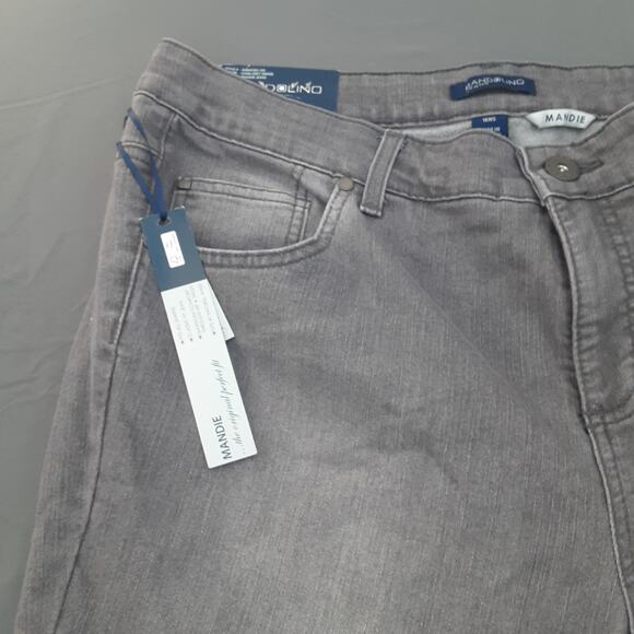 NWT Bandolino Women's Jeans Size 16 Short Medium Wash Straight Leg Stretch Gray - Picture 2 of 11